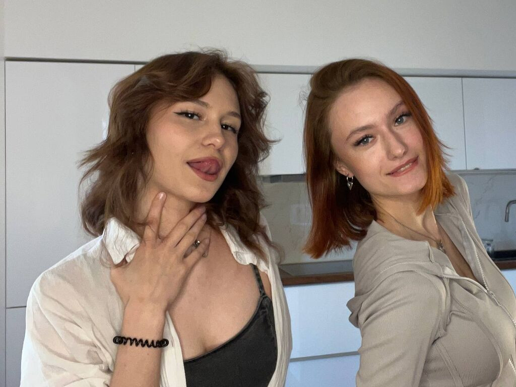 KarleneAndShera LiveJasmin