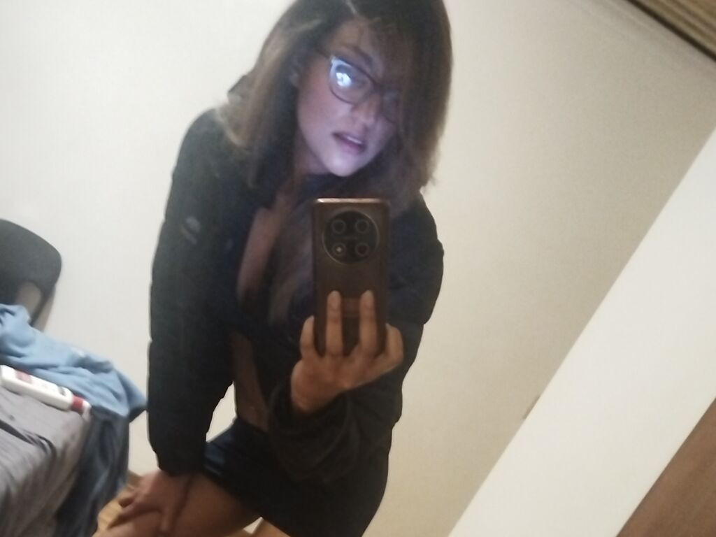 KarmicQzar LiveJasmin