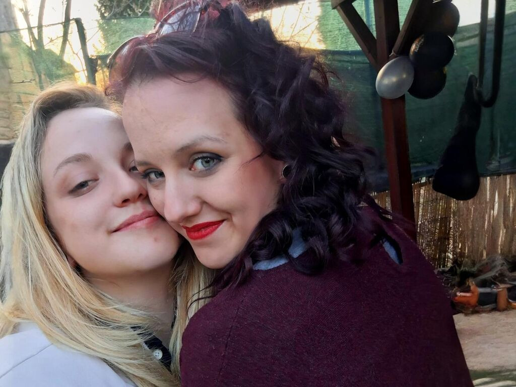 KateAndPetra LiveJasmin