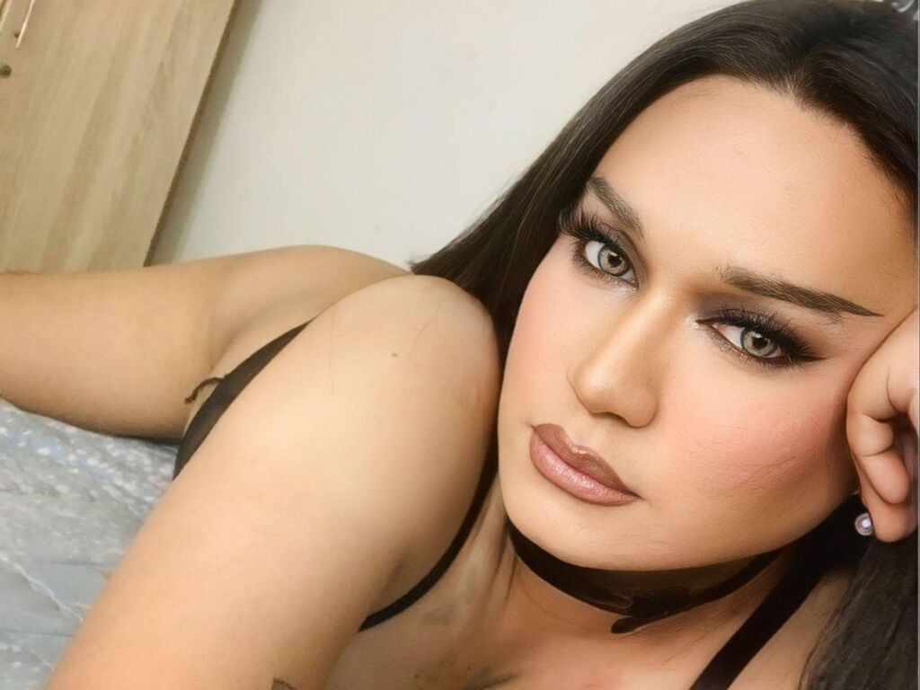 KateSueLaurent LiveJasmin