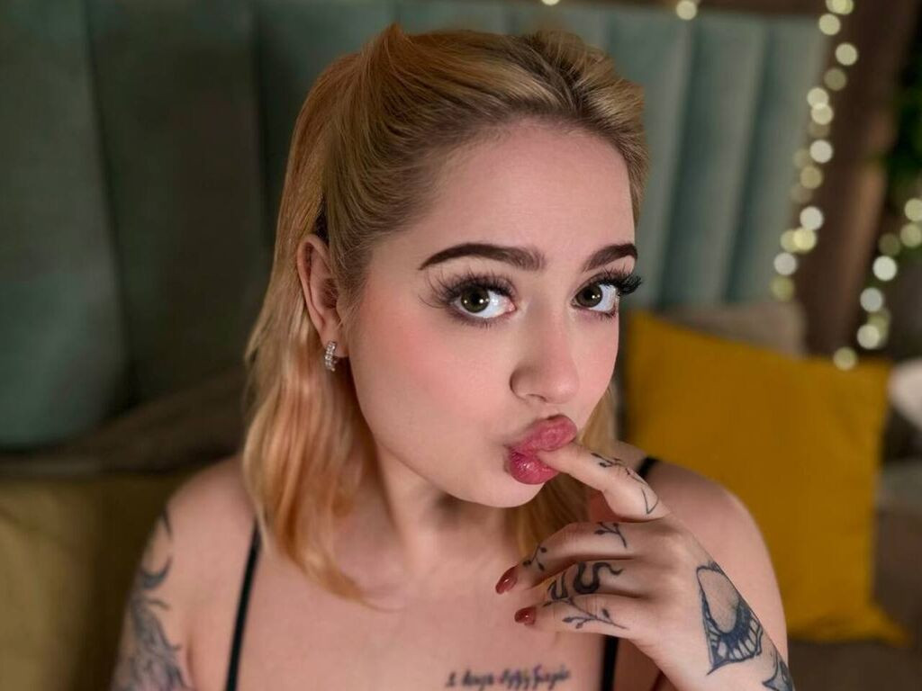 KellyMoors LiveJasmin