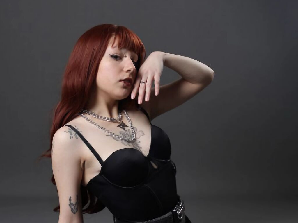 KiaraDiamond LiveJasmin