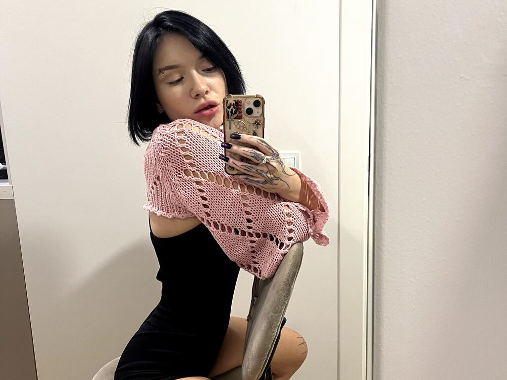 KiraNyx LiveJasmin