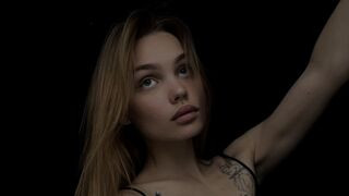 KitsyMoore Cam