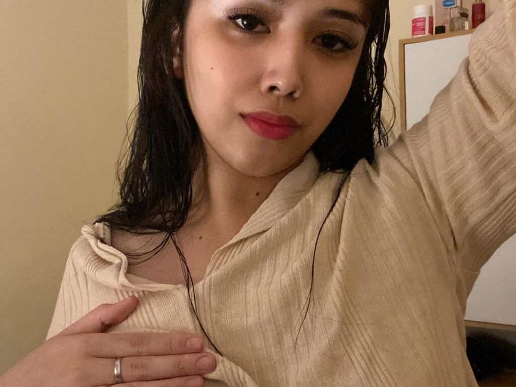 KittyMoscow LiveJasmin