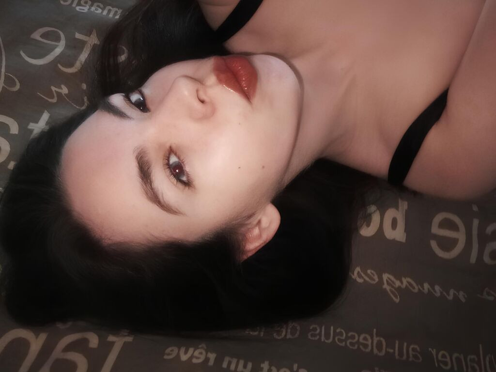 KorneliaAbramov LiveJasmin