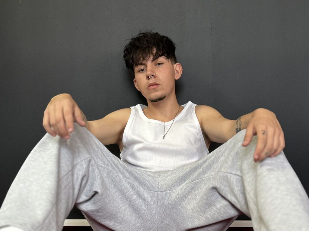 KrewVaughn LiveJasmin