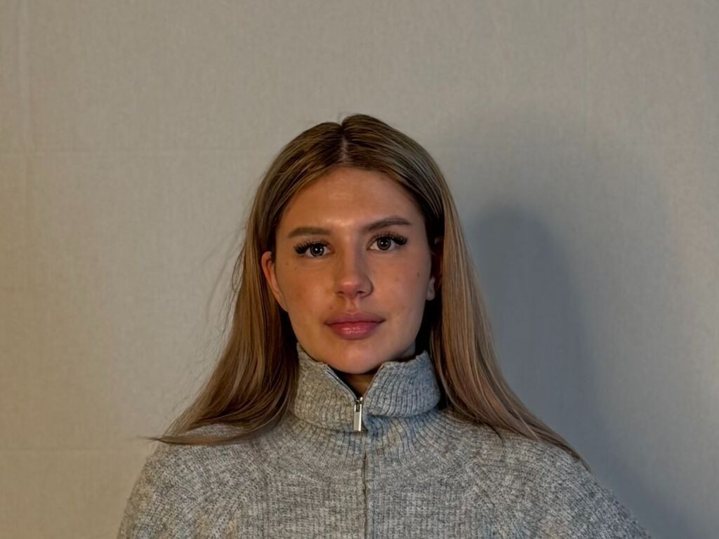 KrystenJohannes Nude