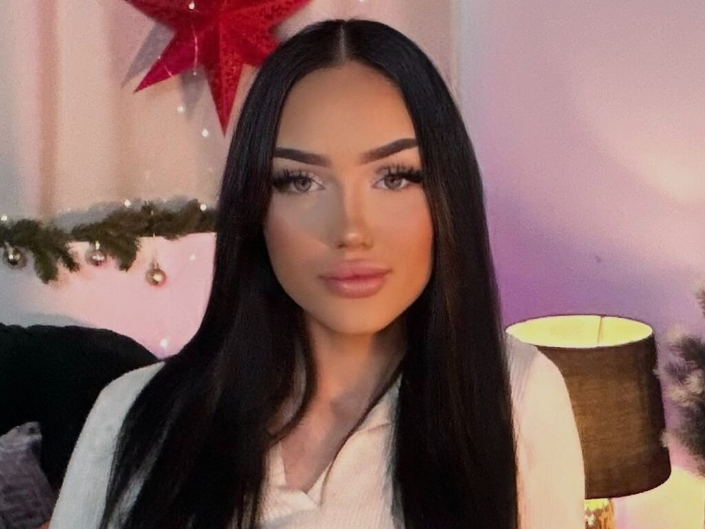 LauraDeluxe LiveJasmin