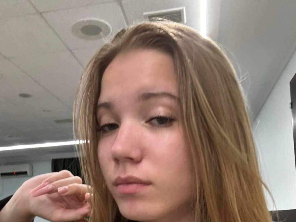 LauraHalle LiveJasmin