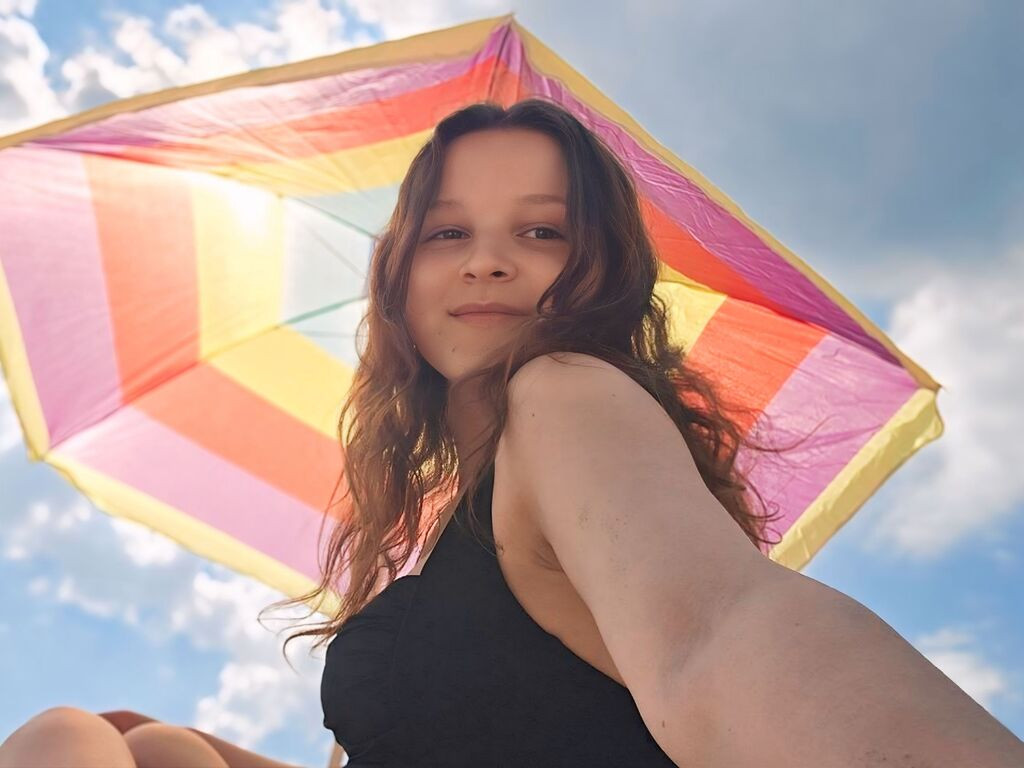 LauraJulian LiveJasmin