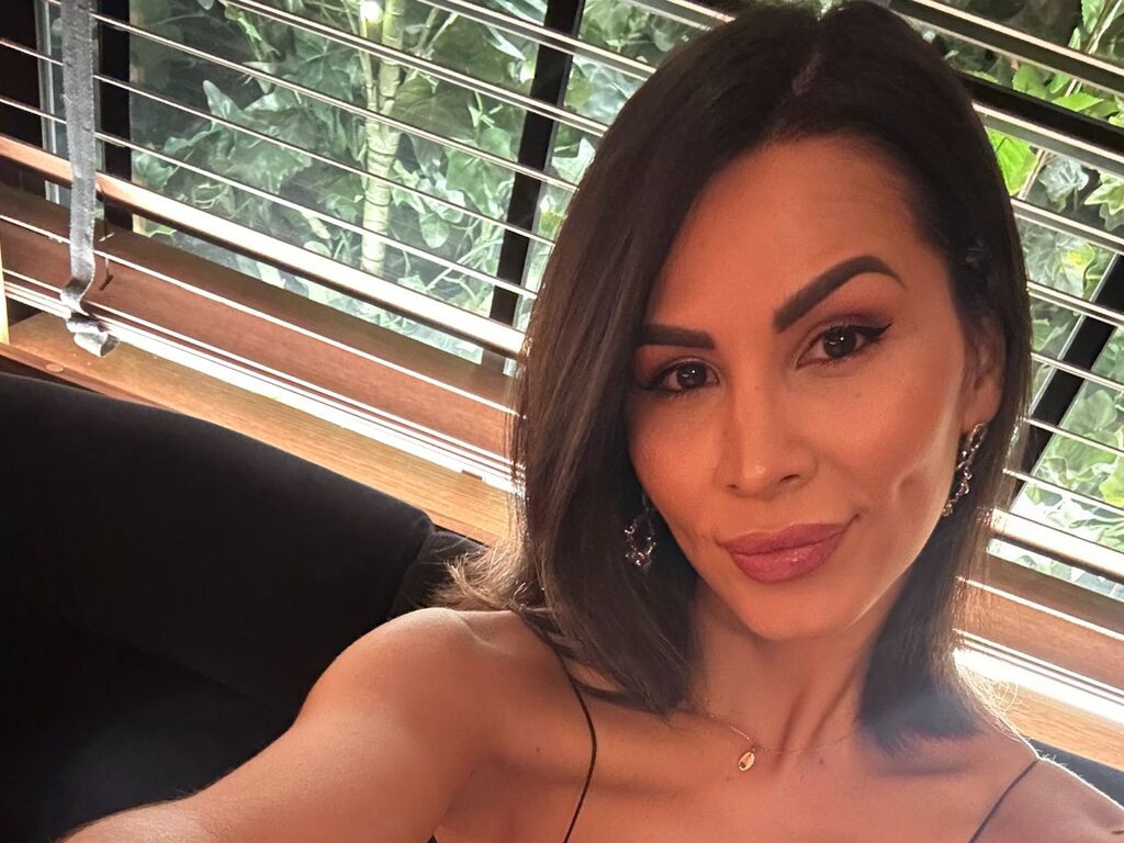 LaylaMori LiveJasmin