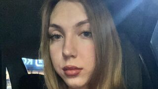 LeannHonnerlaw Cam