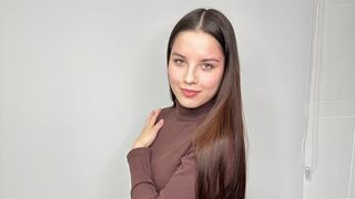 LeilaFarabee Cam