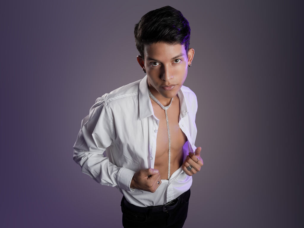 LeisanFox LiveJasmin
