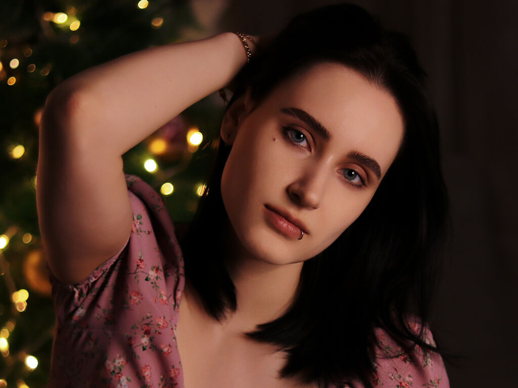 LeonaAnderson LiveJasmin