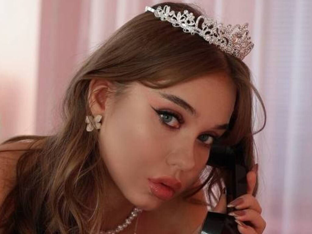 LeonardaYudell LiveJasmin