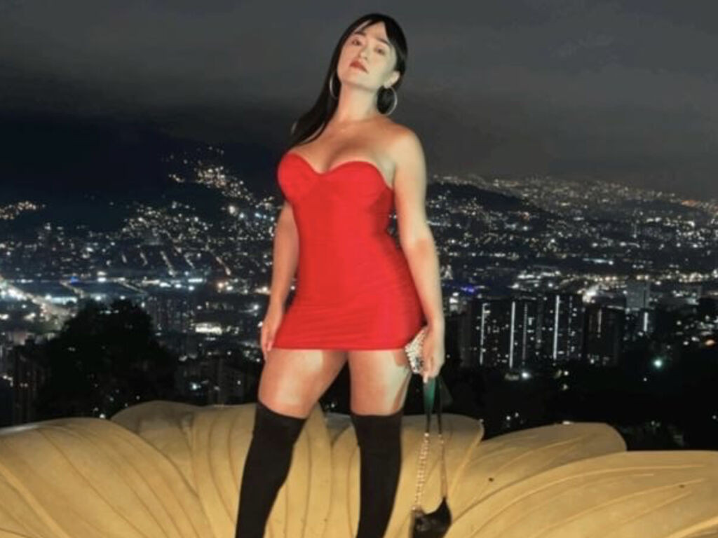 LeonelaDiazz LiveJasmin