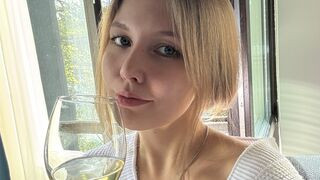 LerianaMakmillan Cam