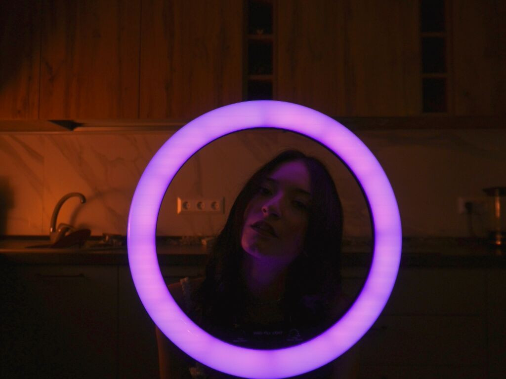 LessyLuiz LiveJasmin