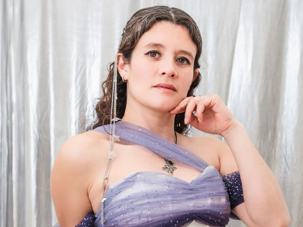 LiaSannin LiveJasmin