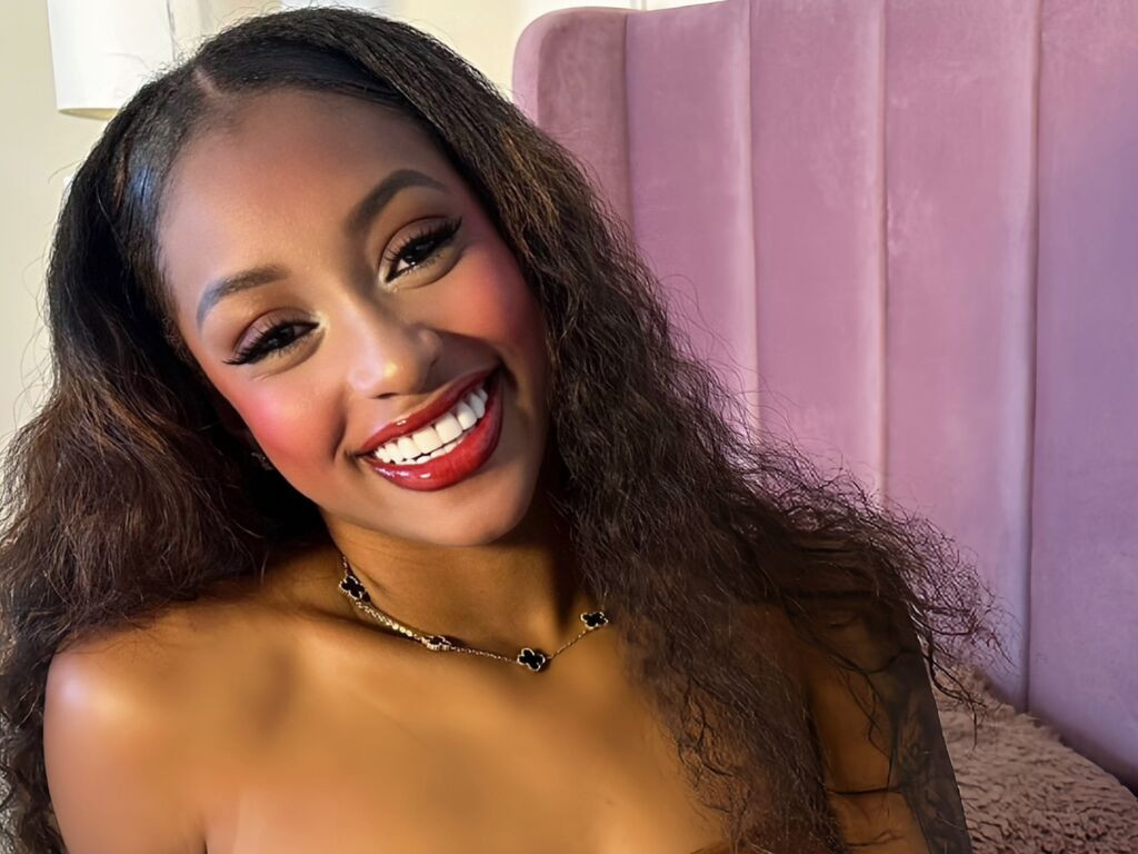 LiaTyler Nude