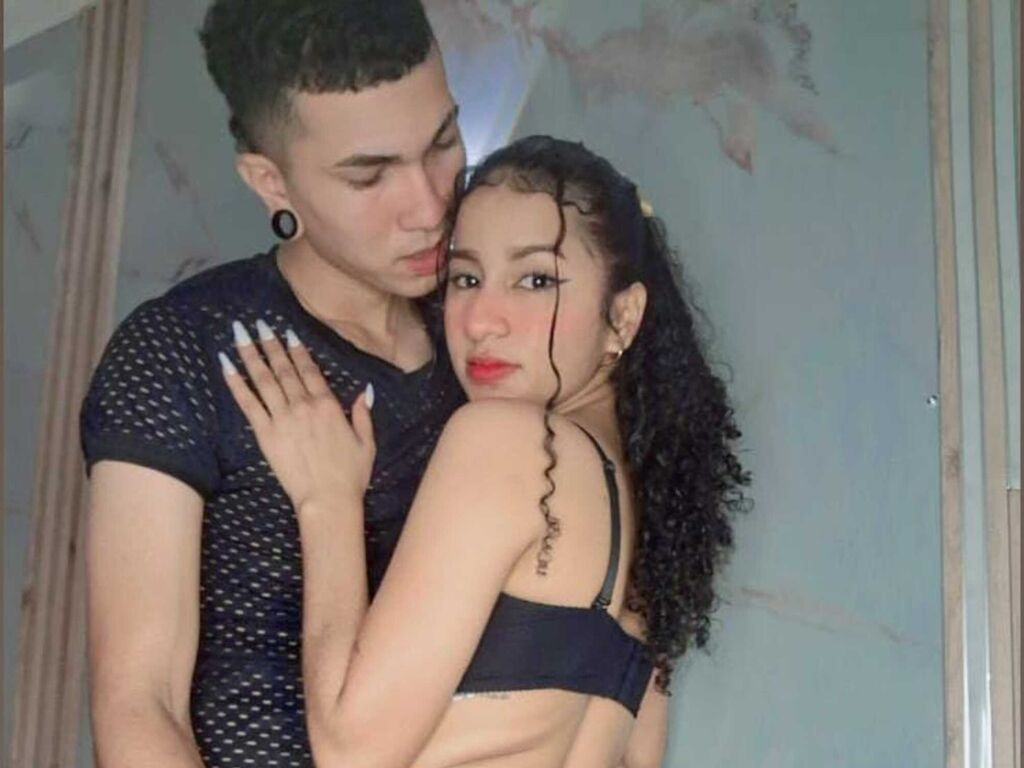 LianAndCharlotte LiveJasmin