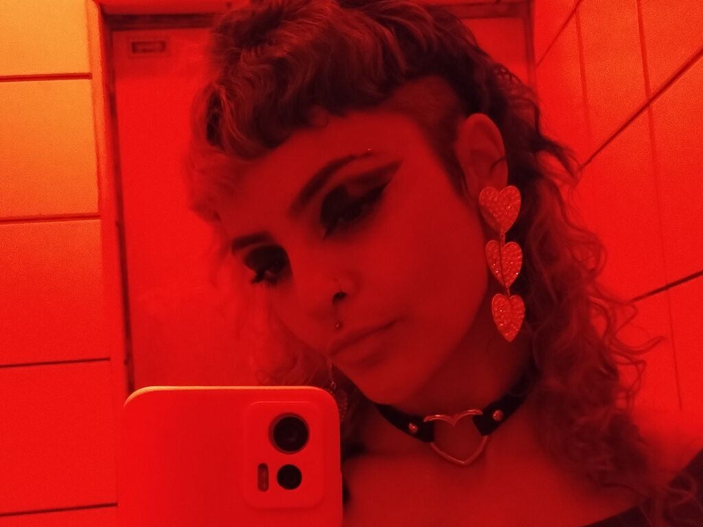 LilaBratz Desnudo