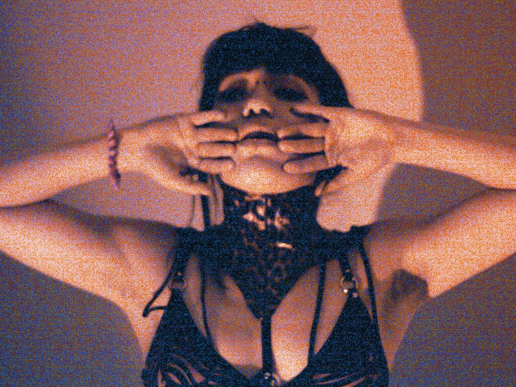 LilaGiger Desnudo