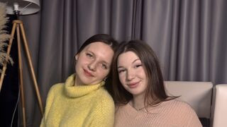 LillianaAndDanie Cam