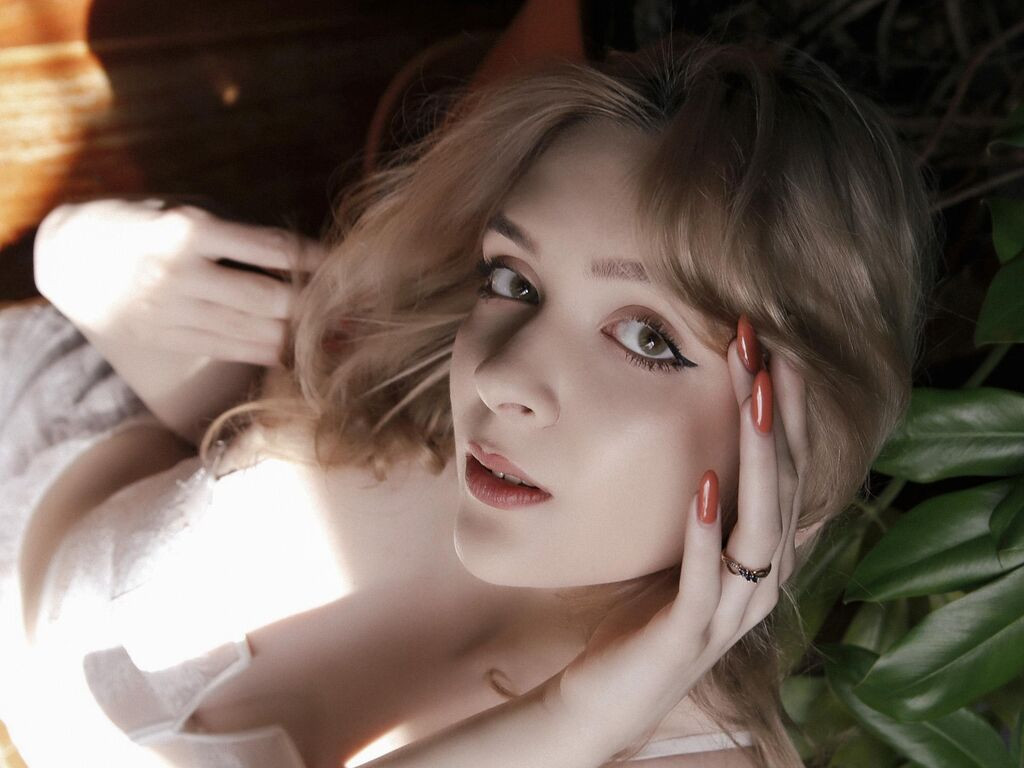 LilyMoony LiveJasmin