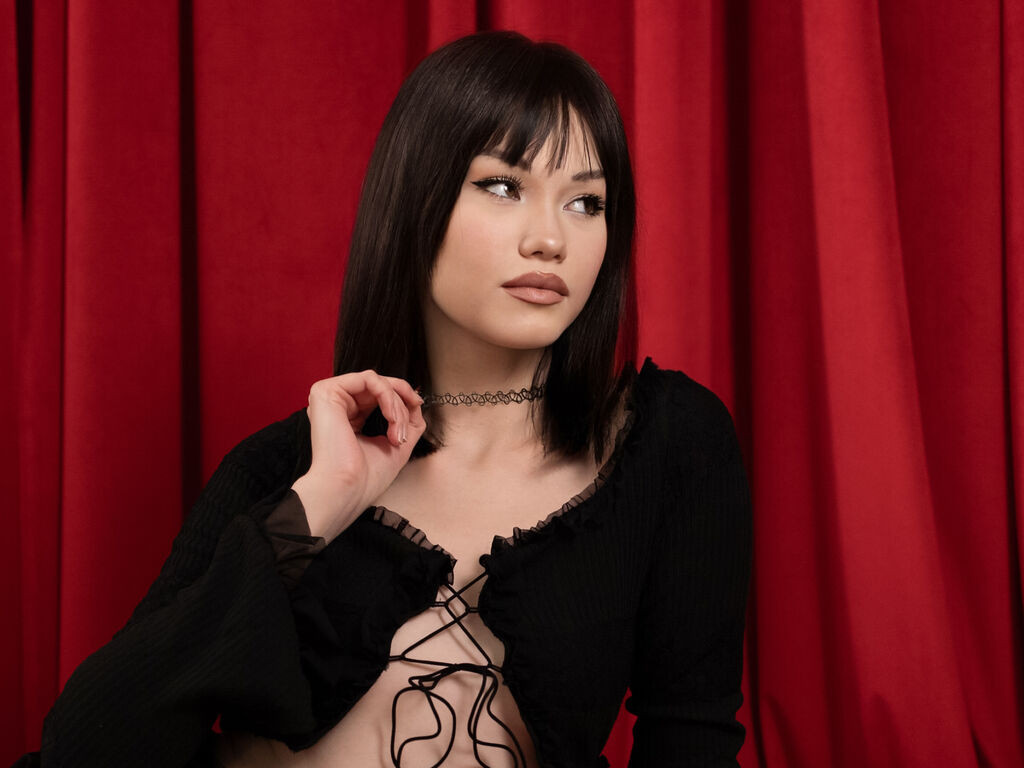 LilySparkls LiveJasmin