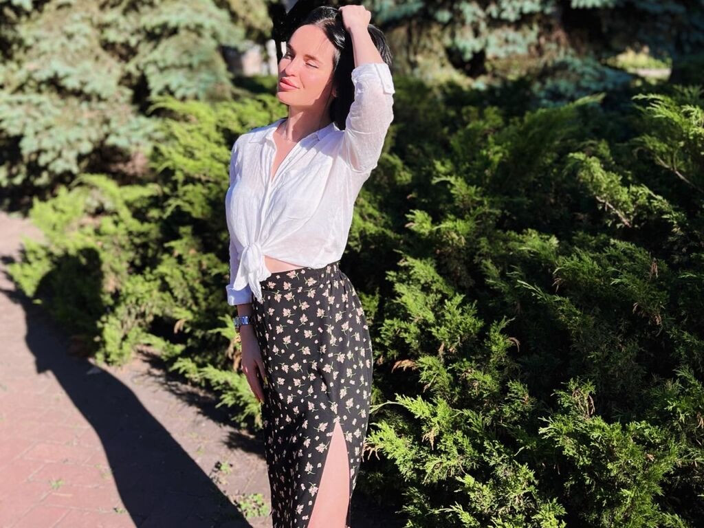 LinaBlakc LiveJasmin