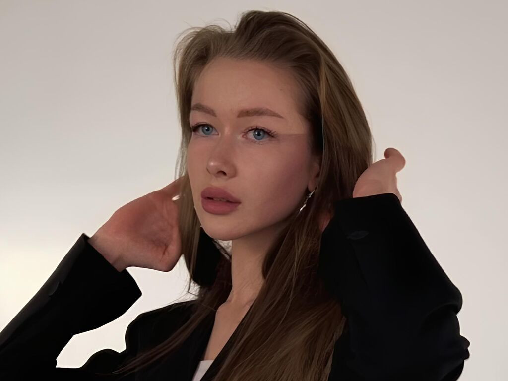 LinaMikaya LiveJasmin