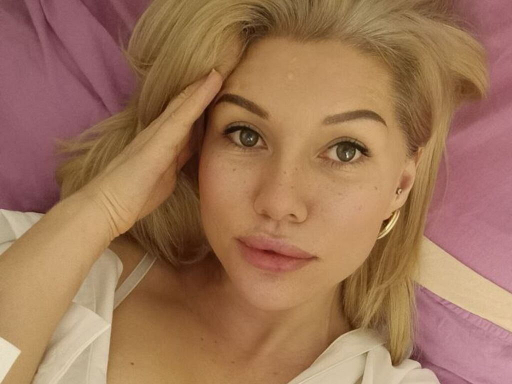 LindsiLuvviv Desnudo