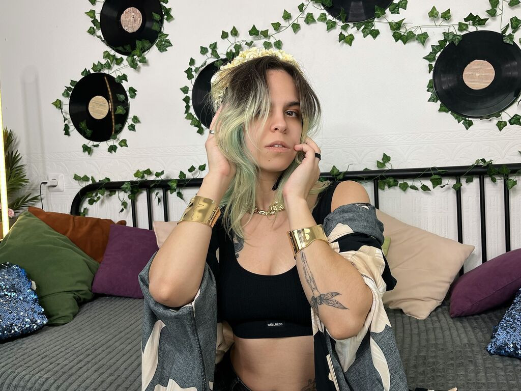 LiraBelle LiveJasmin