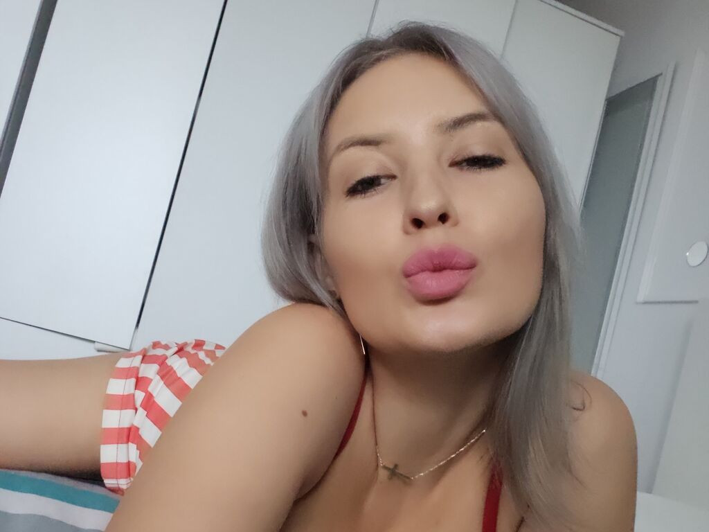 LisaBenette Nude