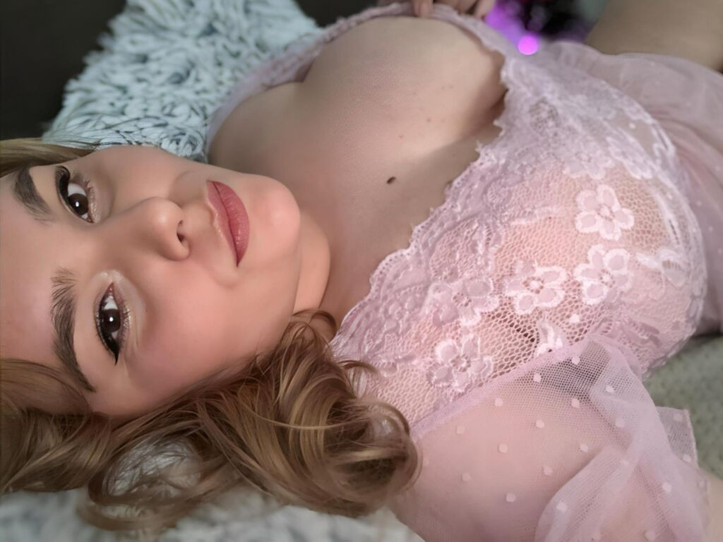 LisaBereniss LiveJasmin