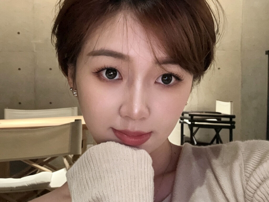 LishaYu Desnudo