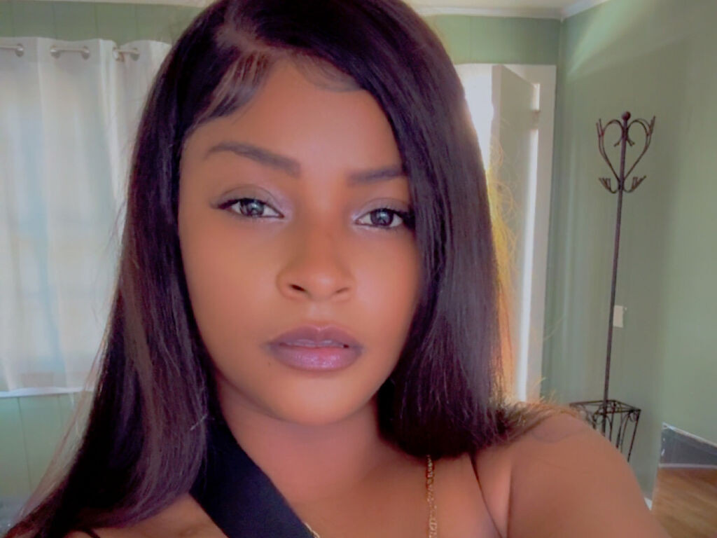 Liyyah LiveJasmin