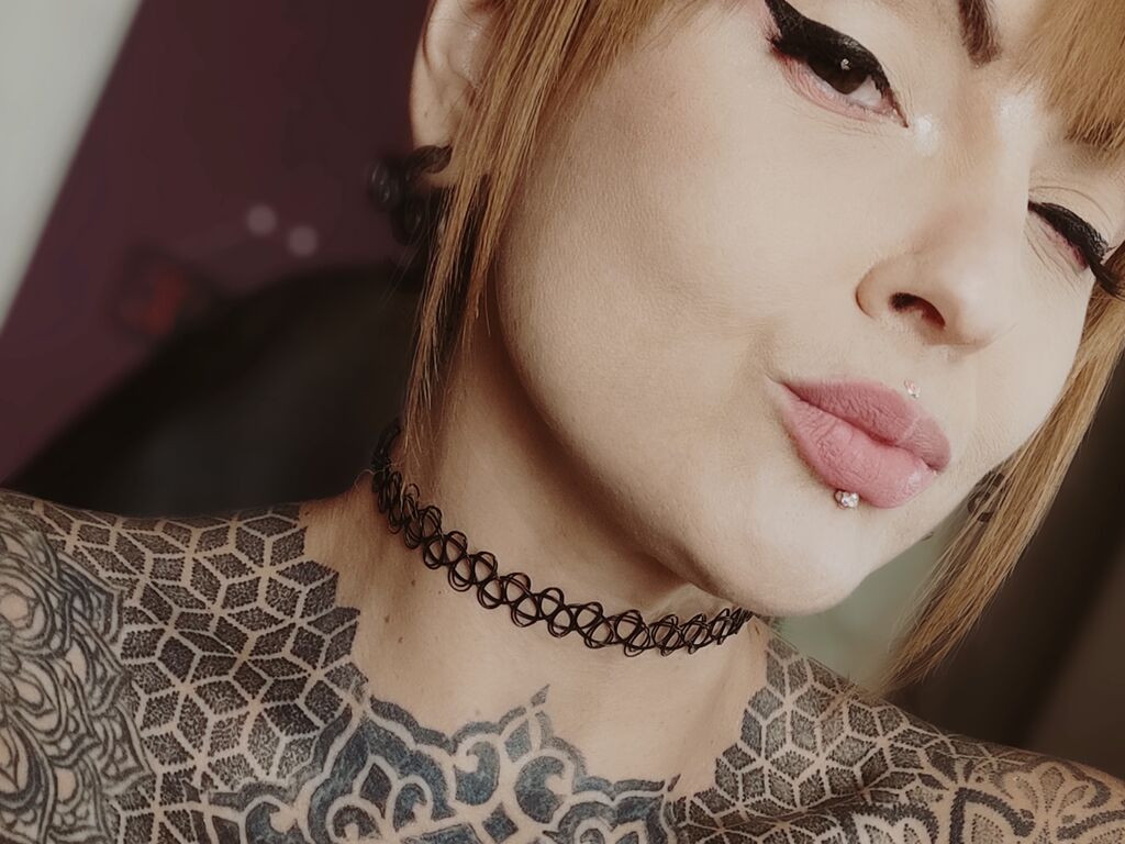 LolaVioleta Desnudo