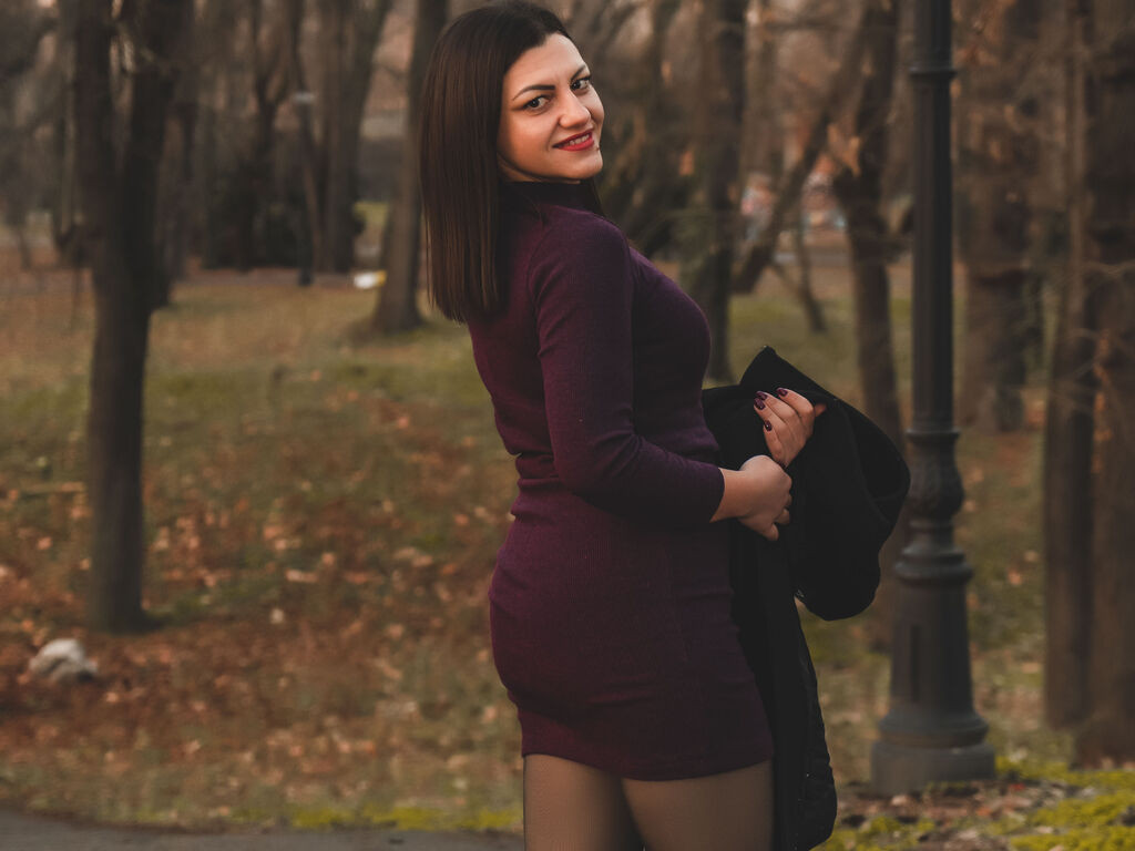 LollaMiles LiveJasmin