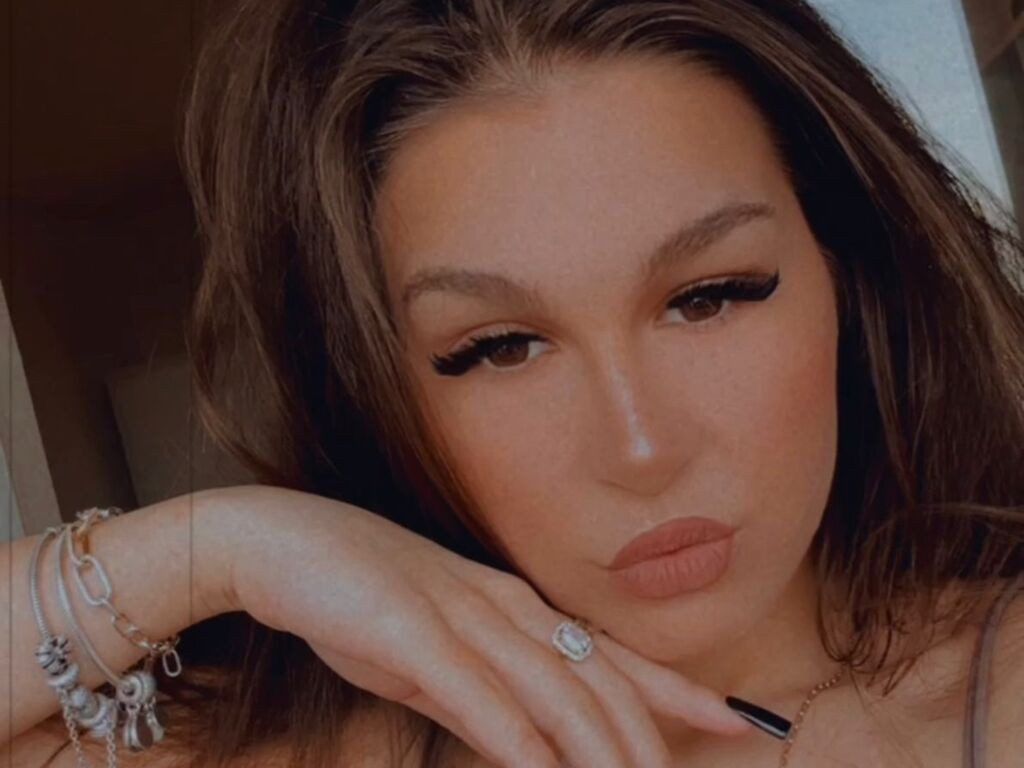 LouannaHart LiveJasmin