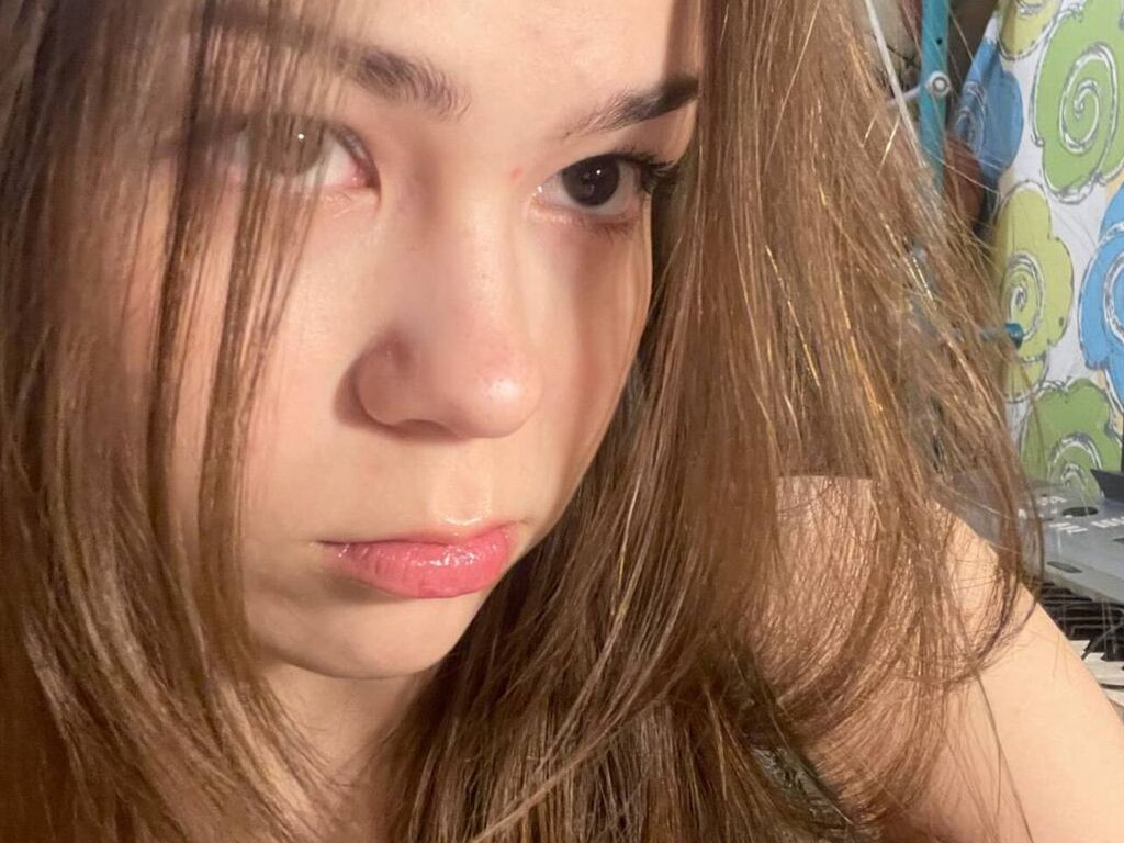 LouisaKemme LiveJasmin