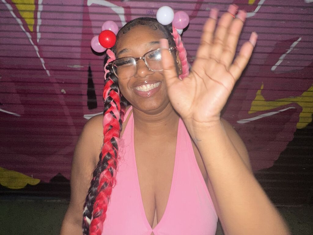 LoveeFluffyy LiveJasmin