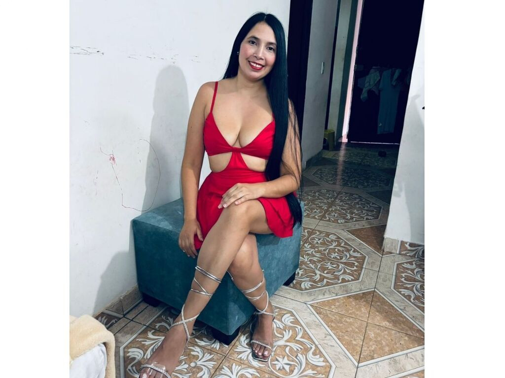LuanaRuiz LiveJasmin