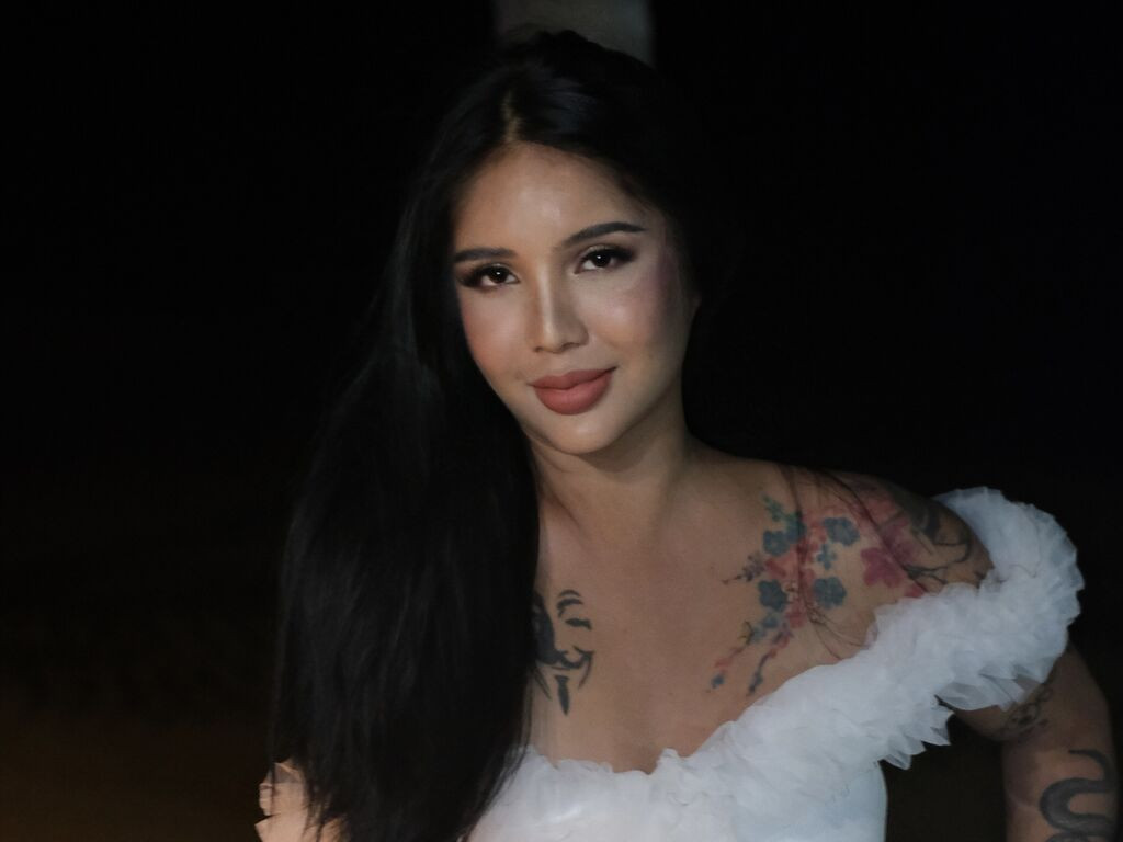 LuciSantos LiveJasmin