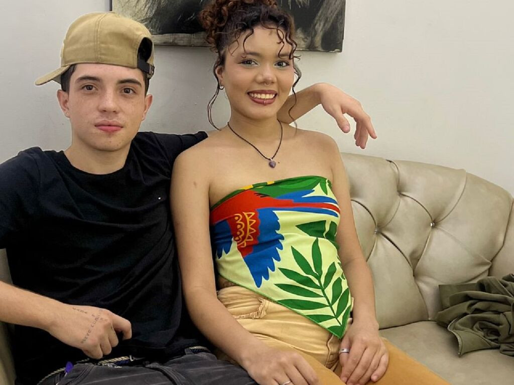 LucyAndAntony LiveJasmin