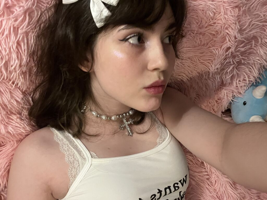 LuluEklov LiveJasmin