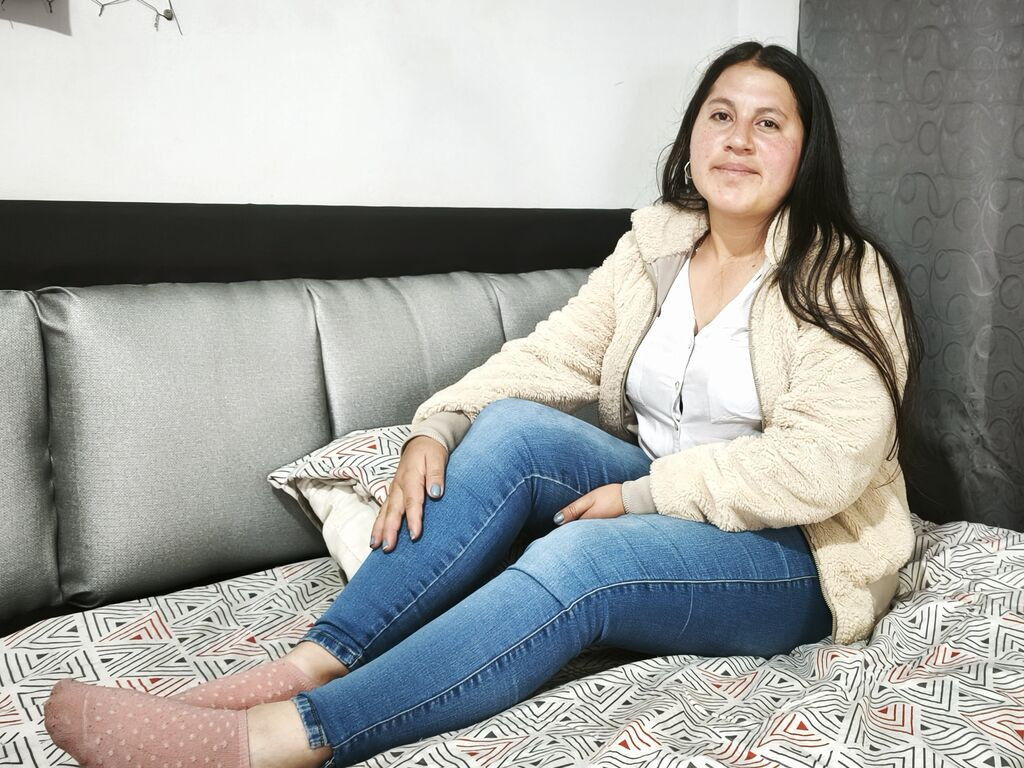 LunaFuego LiveJasmin